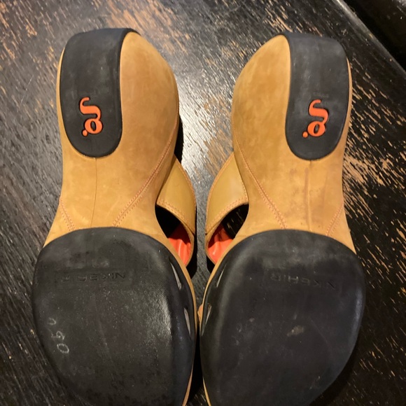 Funky summer fun sandal. - Picture 4 of 4